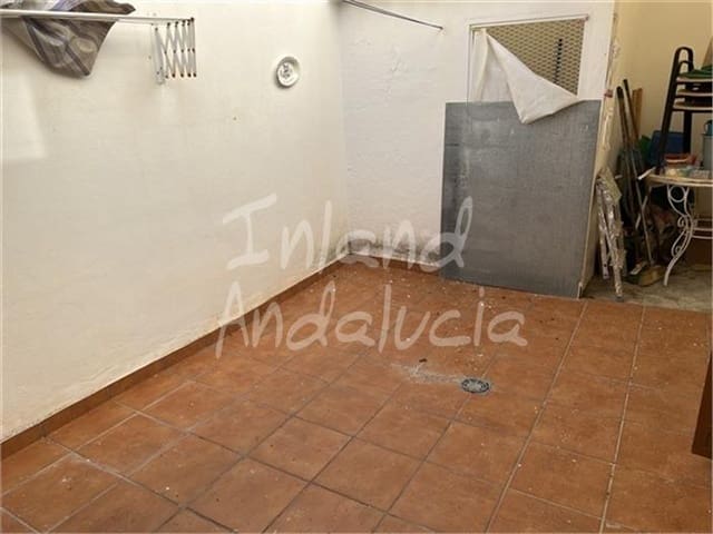 3 soverom Hus til salgs i Priego de Córdoba med garasje - € 43 000 (Ref: 9374743)