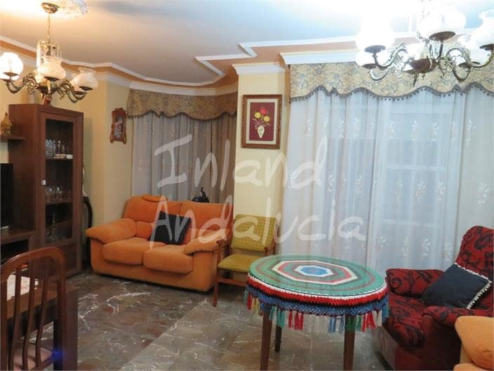 3 bedroom Apartment for sale in Martos - € 130,000 (Ref: 9382010)