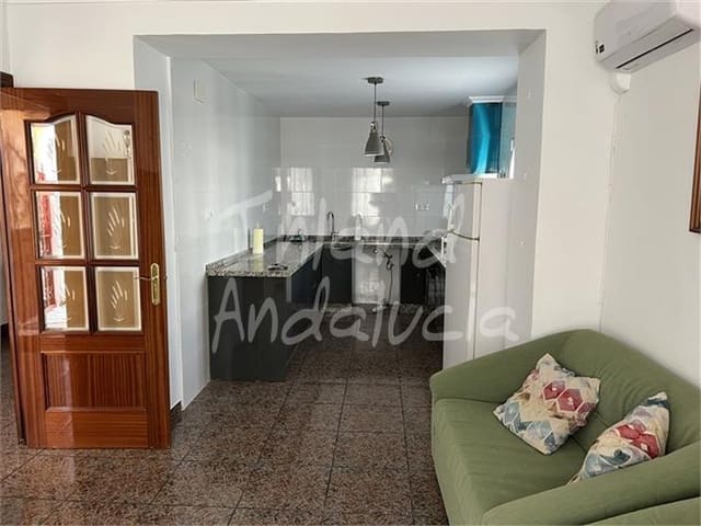 3 soveværelse Byhus til salg i Ventas del Carrizal, Castillo de Locubín med garage - € 120.000 (Ref: 9382011)