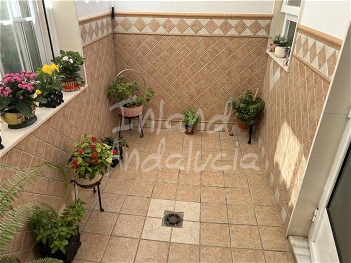 5 soverom Hus til salgs i Luque med svømmebasseng garasje - € 155 000 (Ref: 9382012)