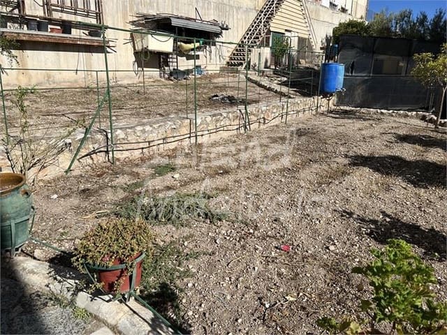 5 soveværelse Byhus til salg i Luque med swimmingpool garage - € 155.000 (Ref: 9382012)