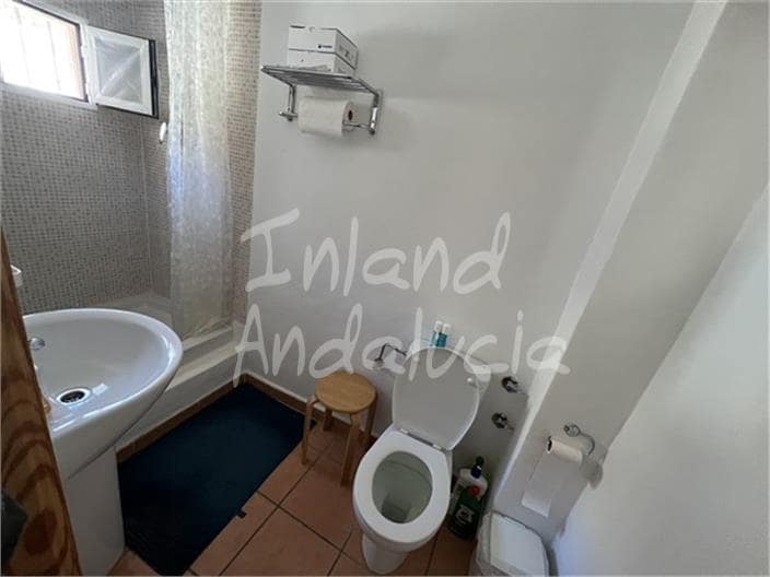 3 slaapkamer Huis te koop in Moclin met garage - € 102.000 (Ref: 9387070)