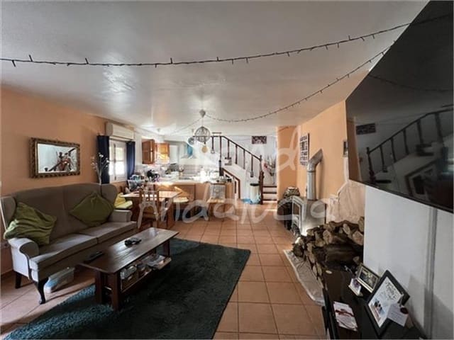 3 soveværelse Byhus til salg i Moclín med garage - € 102.000 (Ref: 9387070)