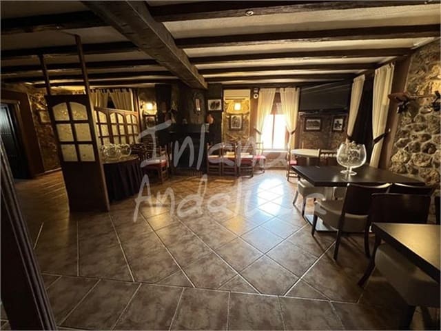 5 soverom Kommersiell til salgs i Montefrío med svømmebasseng garasje - € 800 000 (Ref: 9390077)