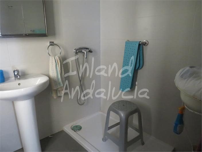 4 slaapkamer Huis te koop in Bobadilla de Alcaudete - € 36.000 (Ref: 9402836)