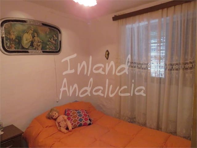 4 slaapkamer Huis te koop in Bobadilla de Alcaudete, Alcaudete - € 36.000 (Ref: 9402836)