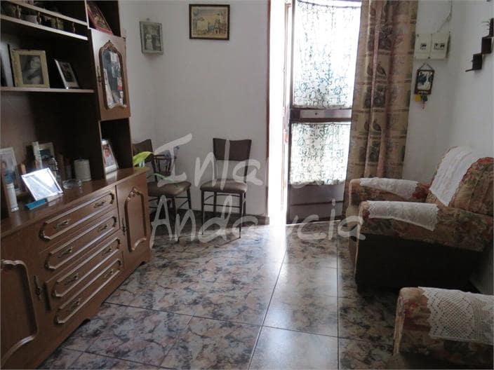 4 slaapkamer Huis te koop in Bobadilla de Alcaudete - € 36.000 (Ref: 9402836)