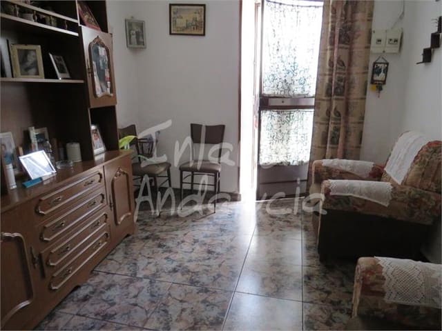 4 slaapkamer Huis te koop in Bobadilla de Alcaudete, Alcaudete - € 36.000 (Ref: 9402836)