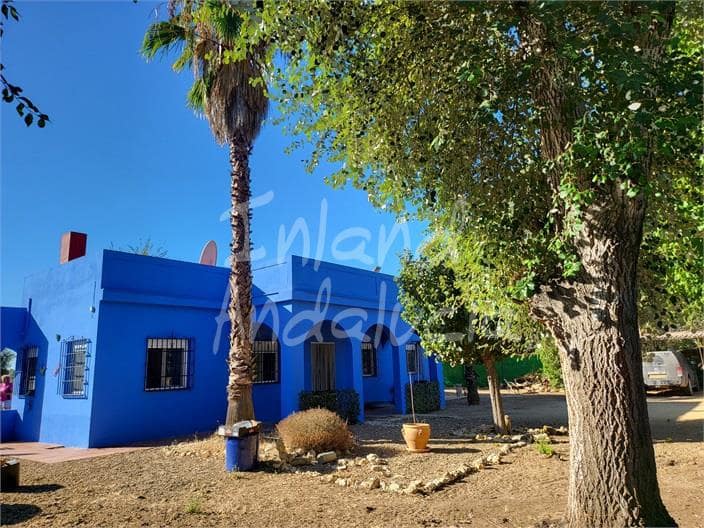 3 soverom Villa til salgs i Marchena med svømmebasseng garasje - € 210 000 (Ref: 9402837)