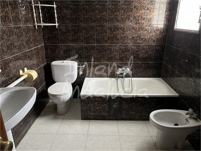 3 slaapkamer Huis te koop in Sabariego, Alcaudete met garage - € 49.000 (Ref: 9421794)