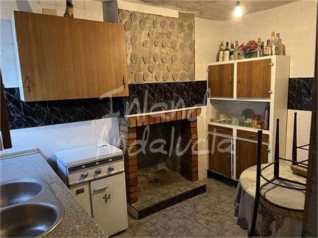 3 slaapkamer Huis te koop in Sabariego, Alcaudete met garage - € 49.000 (Ref: 9421794)