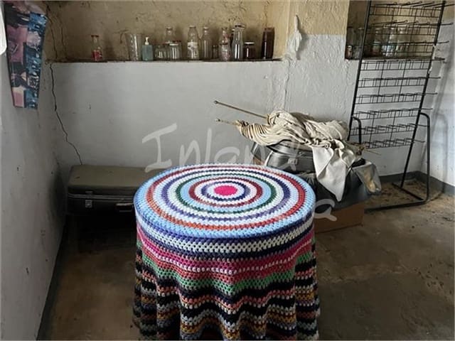 3 slaapkamer Huis te koop in Sabariego, Alcaudete met garage - € 49.000 (Ref: 9421794)