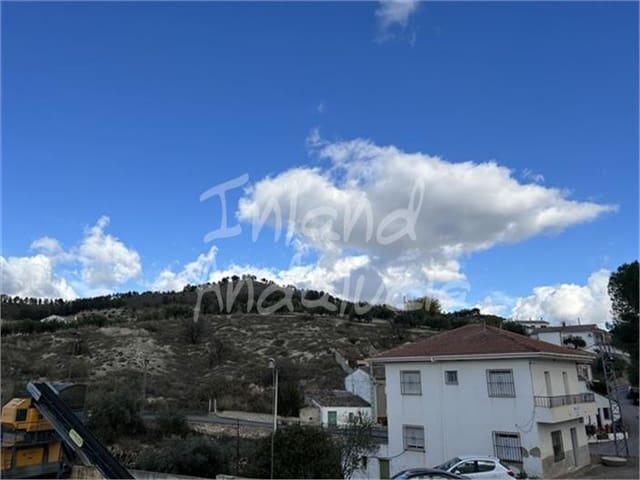 3 slaapkamer Huis te koop in Sabariego, Alcaudete met garage - € 49.000 (Ref: 9421794)