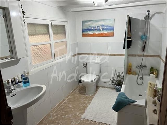 3 soverom Hus til salgs i Castillo de Locubín - € 69 995 (Ref: 9421795)