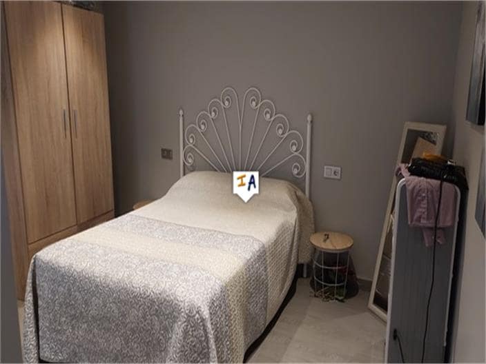 4 bedroom Townhouse for sale in Priego de Cordoba with pool garage - € 225,000 (Ref: 9421796)