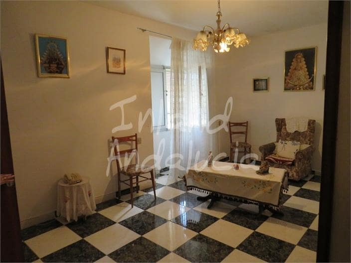 4 sovrum Hus till salu i Martos med garage - 83 000 € (Ref: 9432847)