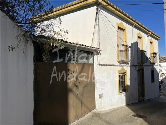 2 bedroom Townhouse for sale in Priego de Cordoba with garage - € 59,000 (Ref: 9432849)