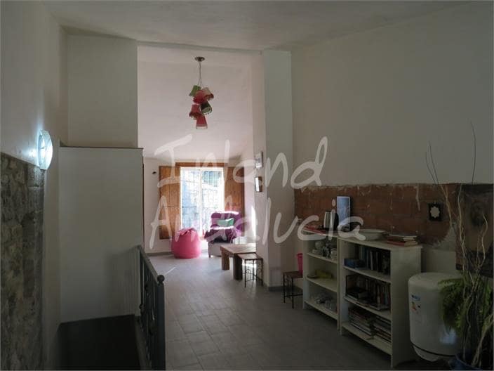 3 slaapkamer Huis te koop in Martos - € 75.000 (Ref: 9436632)