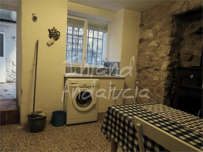 3 slaapkamer Huis te koop in Martos - € 75.000 (Ref: 9436632)