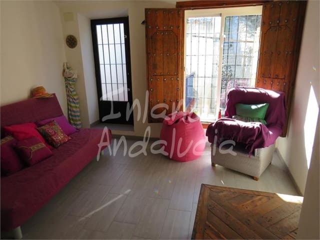 3 slaapkamer Huis te koop in Martos - € 75.000 (Ref: 9436632)