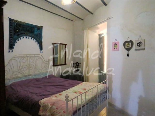 3 slaapkamer Huis te koop in Martos - € 75.000 (Ref: 9436632)