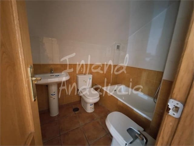 2 soveværelse Lejlighed til salg i Alcaucín med swimmingpool - € 121.500 (Ref: 9442914)