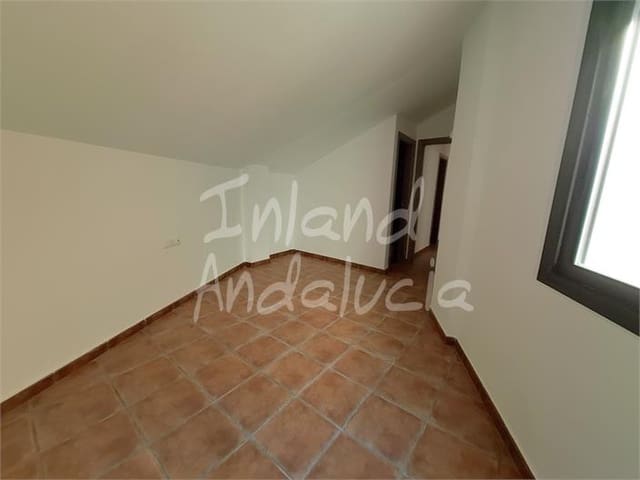 2 soveværelse Lejlighed til salg i Alcaucín med swimmingpool - € 121.500 (Ref: 9442914)