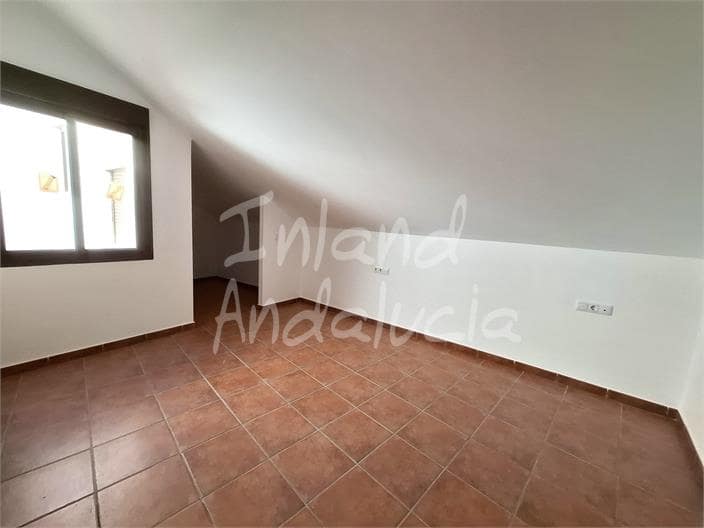 1 slaapkamer Appartement te koop in Alcaucin met zwembad - € 96.625 (Ref: 9445550)