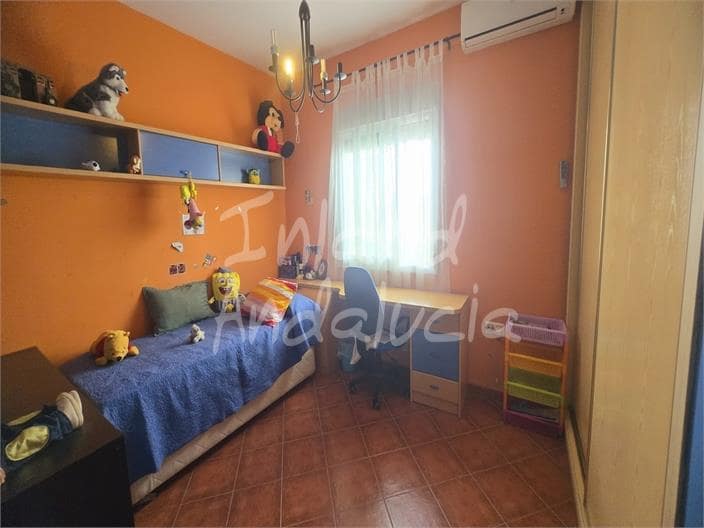 3 soverom Villa til salgs i Alcaucin med garasje - € 329 000 (Ref: 9448530)