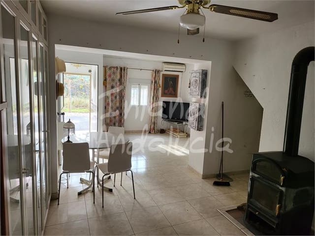 3 slaapkamer Huis te koop in La Atalaya, Villanueva de Algaidas met zwembad garage - € 95.000 (Ref: 9451708)