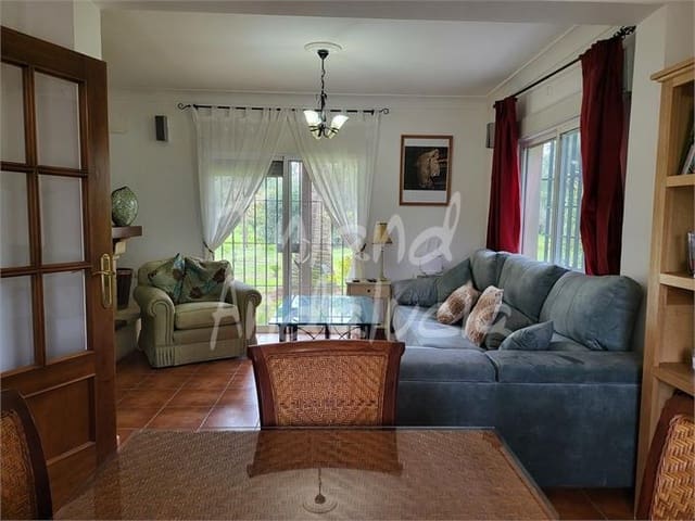 3 chambre Villa/Maison à vendre à Marchena avec piscine garage - 210 000 € (Ref: 9460919)