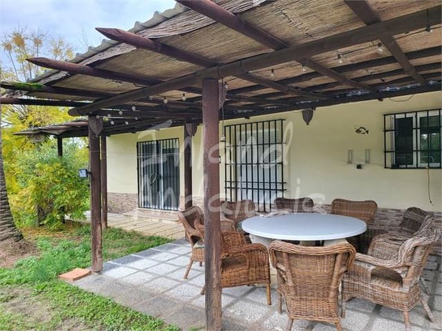 3 chambre Villa/Maison à vendre à Marchena avec piscine garage - 210 000 € (Ref: 9460919)