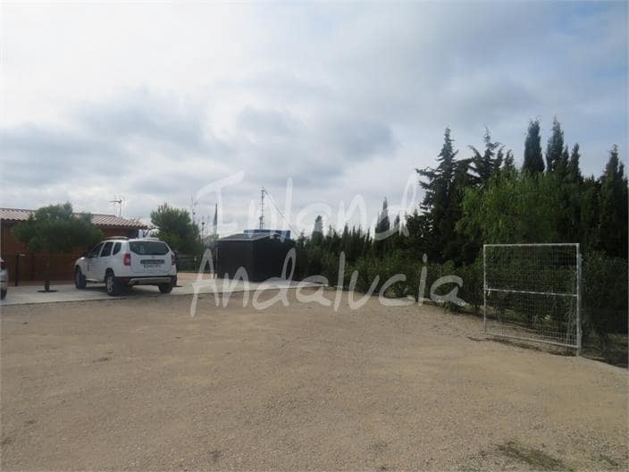 2 sovrum Villa till salu i Martos med pool garage - 180 000 € (Ref: 9470867)