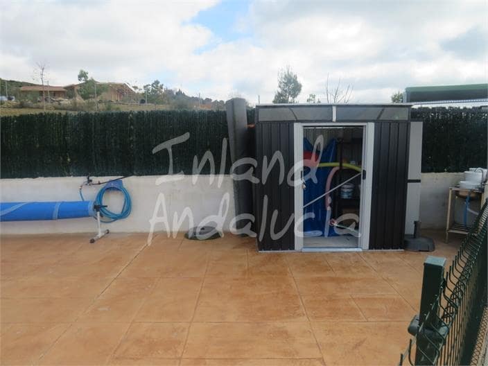 2 sovrum Villa till salu i Martos med pool garage - 180 000 € (Ref: 9470867)