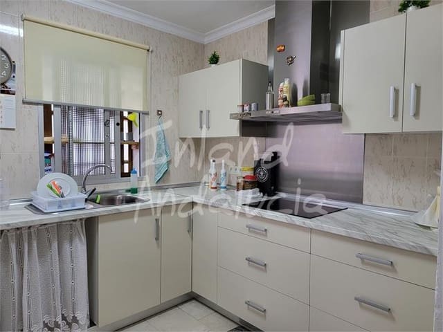 4 Zimmer Haus zu verkaufen in Campillos - 190.000 € (Ref: 9471898)