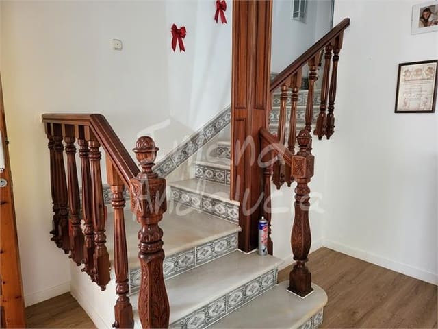 4 Zimmer Haus zu verkaufen in Campillos - 190.000 € (Ref: 9471898)