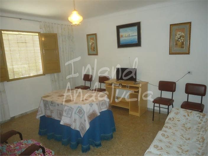 4 slaapkamer Finca/Landhuis te koop in Iznajar met garage - € 220.000 (Ref: 9474719)