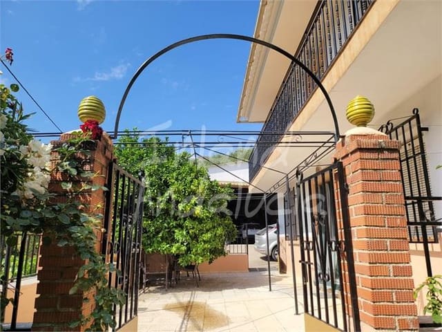 4 slaapkamer Finca/Landhuis te koop in Iznájar met garage - € 220.000 (Ref: 9474719)