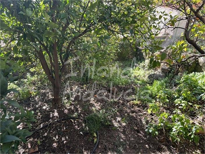 3 bedroom Townhouse for sale in Castillo de Locubin with garage - € 49,000 (Ref: 9483680)