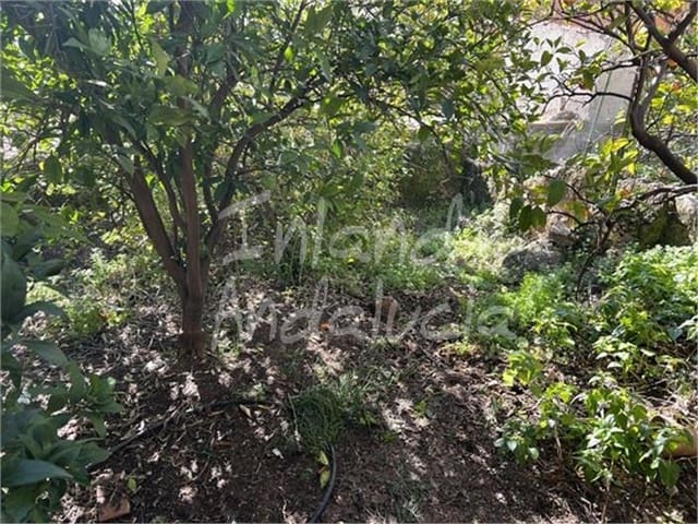 3 sypialnia Dom na sprzedaż w Castillo de Locubín z garażem - 49 000 € (Ref: 9483680)