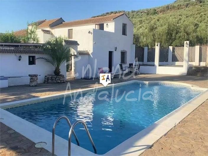Finca/Casa Rural de 7 habitaciones en Iznájar en venta - 299.000 € (Ref: 9496686)