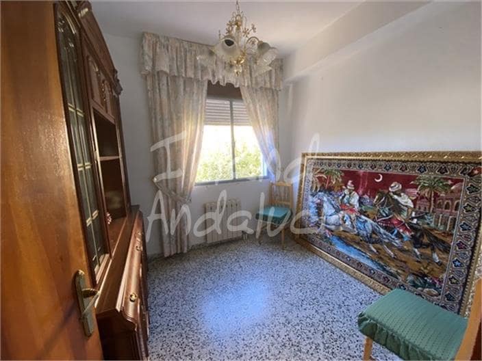 3 bedroom Townhouse for sale in Albunuelas with garage - € 126,000 (Ref: 9508095)