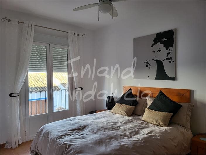 4 Zimmer Haus zu verkaufen in Fuente de Piedra mit Pool Garage - 159.950 € (Ref: 9511941)