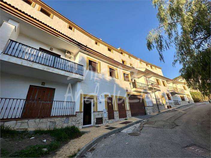 2 sovrum Lägenhet till salu i Alcaucin med pool garage - 99 000 € (Ref: 9550434)