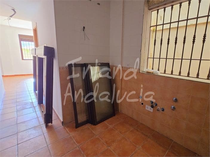 1 sovrum Lägenhet till salu i Alcaucin med pool garage - 79 000 € (Ref: 9550437)