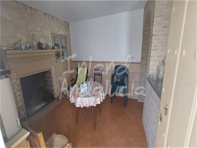 Finca/Casa Rural de 3 habitaciones en Algarinejo en venta con piscina garaje - 77.000 € (Ref: 9564170)