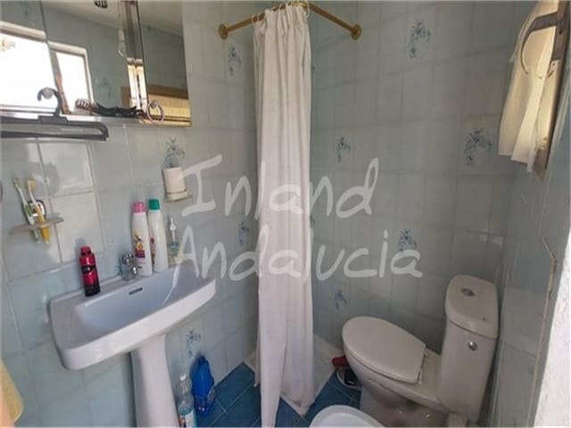 Finca/Casa Rural de 3 habitaciones en Algarinejo en venta con piscina garaje - 77.000 € (Ref: 9564170)