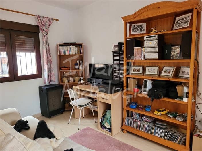 5 slaapkamer Huis te koop in Mollina - € 120.000 (Ref: 9567904)