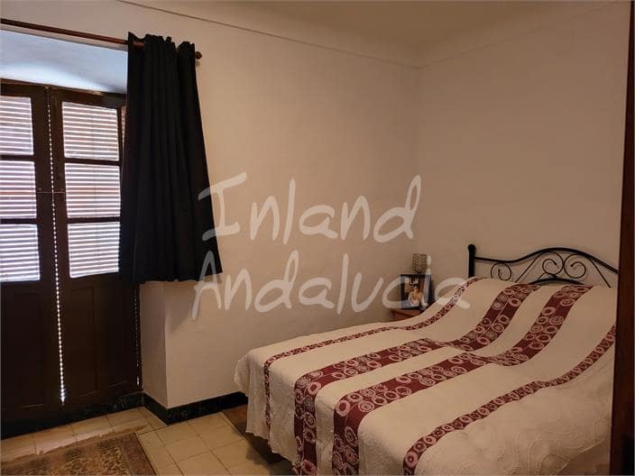 5 slaapkamer Huis te koop in Mollina - € 120.000 (Ref: 9567904)