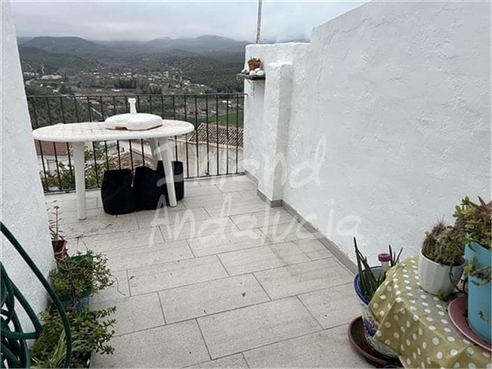 8 slaapkamer Huis te koop in Castillo de Locubin - € 96.000 (Ref: 9614568)